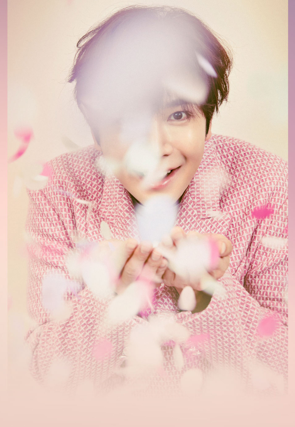 チャン・グンソク 2022 CALENDAR「SHOW MUST GO ON」発売決定！！